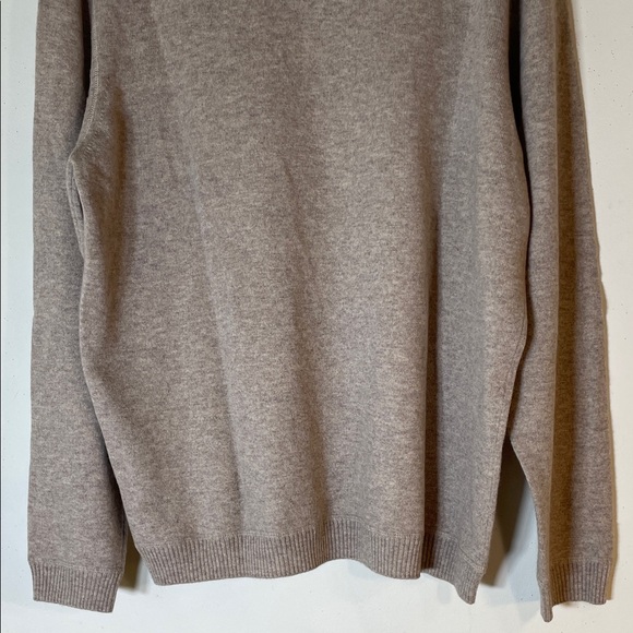 NEW! John W. Nordstrom 100% Cashmere Men's Taupe V-Neck Sweater. XL. - Picture 9 of 9